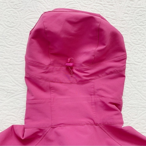 Patagonia Women's Simple Guide Hoody, Rubellite‎ Pink - Picture 2 of 6